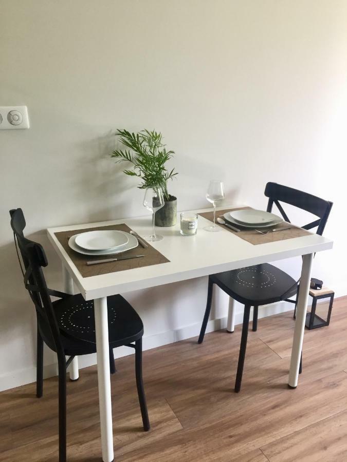 Le De Ninon Et Leon. Apartment