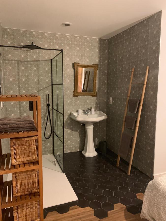 Le De Ninon Et Leon. Apartment *